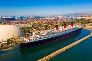 10 Mayıs 2019. Long Beach, Ca. Long Beach 'teki Rms Queen Mary okyanus gemisinin muhteşem hava manzarası. Bir noktada dünyanın en büyük yolcu gemisi..