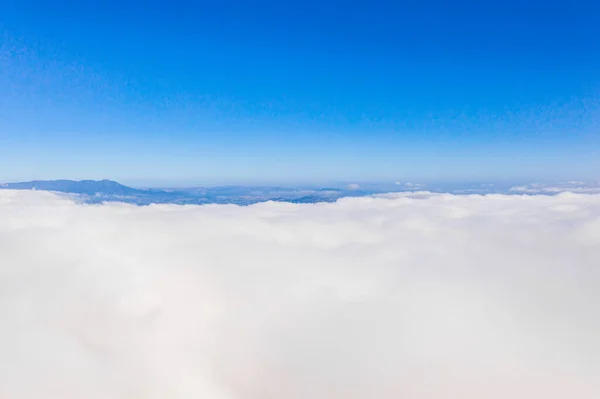 Zonsopkomst Boven Wolken Door Vliegtuigraam Mooi Behang Achtergrond Van Heldere — Stockfoto