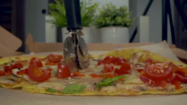 Hemlagad Italiensk Pizza Makro Närbild Ingredienser Detalj Realtid — Stockvideo