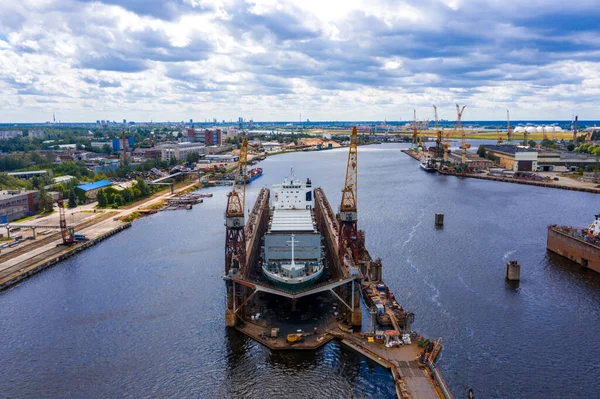 Riga Letónia Julho 2020 Vista Aérea Navio Militar Ser Reparado — Fotografia de Stock