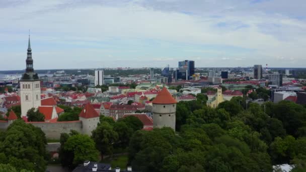 Tallin Estonia Historyczna Panorama Zmierzchu Piękna Noc Nad Tallinem — Wideo stockowe