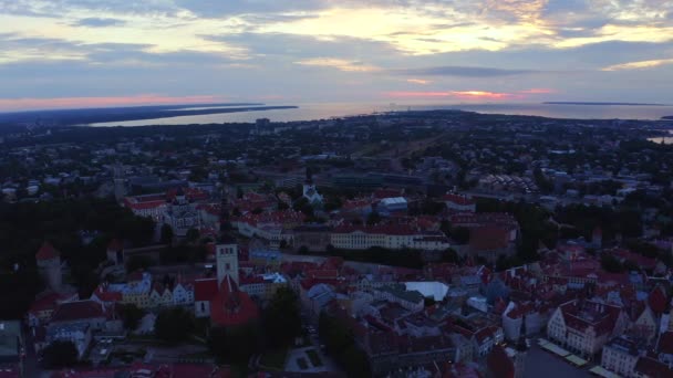 Tallinn Estonia Historic Skyline Dusk Beautiful Night Tallinn — Stock Video