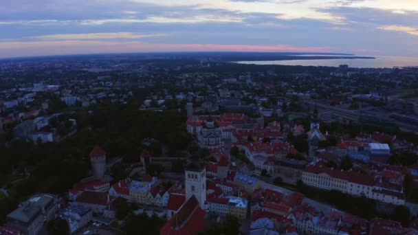 Tallinn Estonia Skyline Storico Tramonto Bella Notte Tallinn — Video Stock