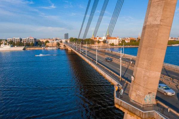 Ponte Vanu Riga Uma Ponte Que Atravessa Rio Daugava Riga — Fotografia de Stock