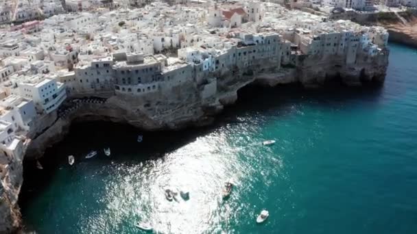 Vista Aérea Paisagem Urbana Primavera Polignano Mare Cidade Região Puglia — Vídeo de Stock