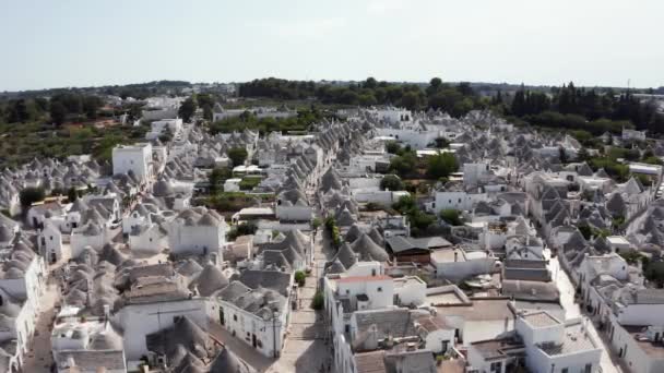 Alberobello Bari Puglia Bölgesindeki Geleneksel Trulli Evlerinin Güzel Hava Manzarası — Stok video