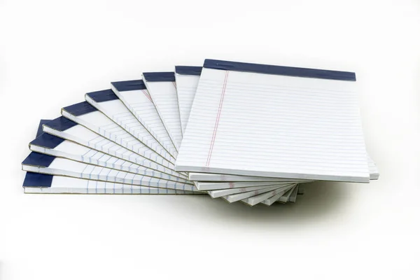 Bir Yığın Uyumak Notebpads Bir Spiral Şeklinde Yığılmış Mavi Bağlama — Stok fotoğraf