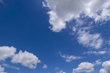 Güzel mavi gökyüzü 05 yüzen kabarık beyaz bulutlar