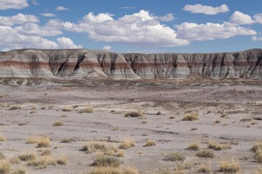 Boyalı Çöl Milli Parkı'ndaki çizgili tepeler