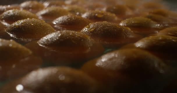 Naranjas lavadas en agua — Vídeos de Stock