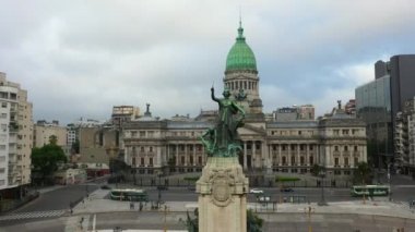 Arjantin Ulusal Kongresi Sarayı 'nın havadan drone görünümü. Buenos Aires.