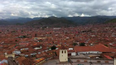 Eski bir şehir Cusco Hava drone görünümü-Inca uygarlığının başkenti. Peru, Güney Amerika.