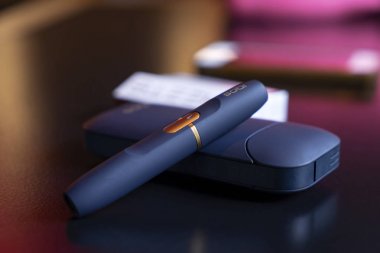 zararsız, güvenli, dumansız sigara için son gelişme. Elektronik Sigara Iqos