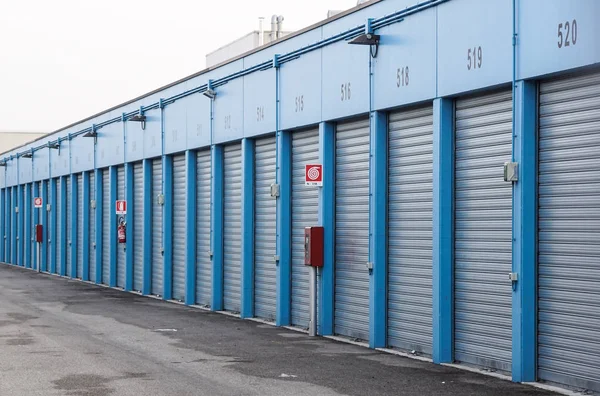 Row of Garage Lock Ups in Urban Area — Stock Photo, Image