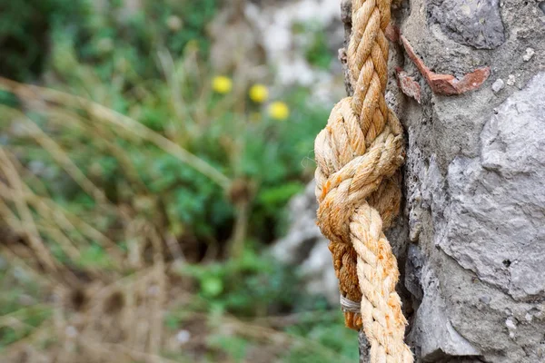 Sladd rep nautiska kabel som stark koppling konceptet bakgrund — Stockfoto