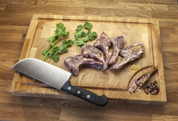 kuzu karşılamak kaburga