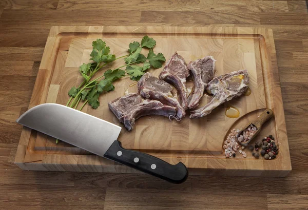 kuzu karşılamak kaburga