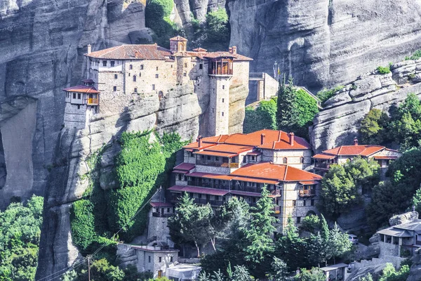 Two Orthodox Monastery Great Meteora Varlaam Holy Tops Cliffs Central — Stock Photo, Image