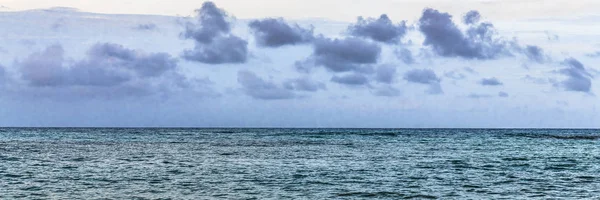 Nuvole Tempesta Stanno Raccogliendo All Orizzonte Del Mare Dei Caraibi — Foto Stock