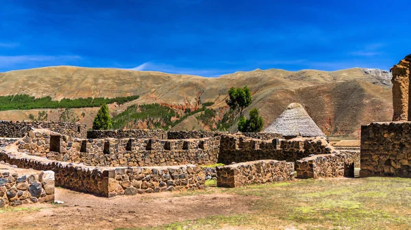 Руины Древнего Перуанского Искушения Ракчи Расположенного Знаменитой Дороге Инков Ведущей — стоковое фото