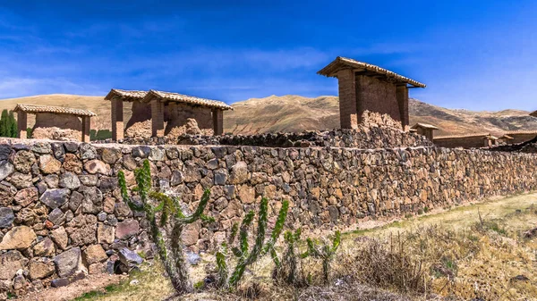 Руины Древнего Перуанского Искушения Ракчи Расположенного Знаменитой Дороге Инков Ведущей — стоковое фото