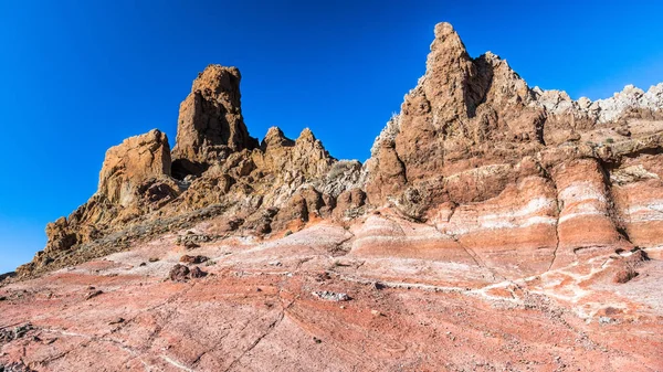 Picos Rocha Vermelha Sopé Vulcão Teide Ilha Tenerife — Fotografia de Stock