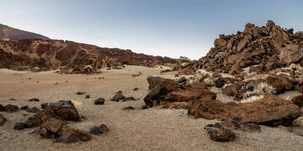 Den Sista Strålar Solnedgången Belysa Månlandskap Vid Foten Teide Vulkanen — Stockfoto