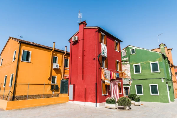 Maisons Colorées Deux Étages Sur Les Rues Étroites Île Burano — Photo