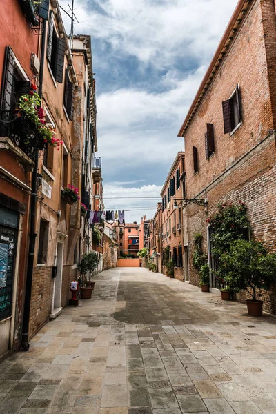 Vieilles Maisons Basses Dans Les Rues Étroites Vieille Venise Les — Photo