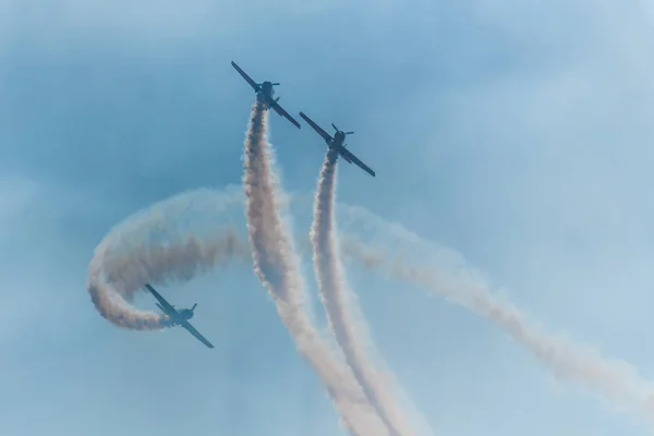 Groupe Vieux Avions Pistons Participe Des Démonstrations Salon Aérien International — Photo