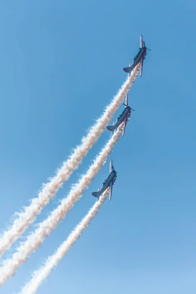 Groupe Vieux Avions Pistons Participe Des Démonstrations Salon Aérien International — Photo