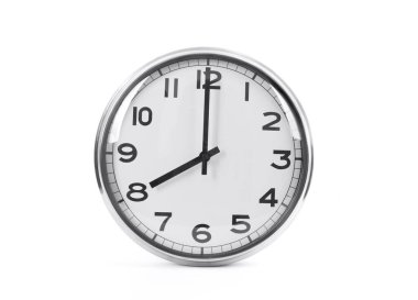 Duvarda asılı gümüş parlak saat fotokopi alanı ile