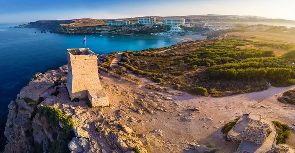 Ghajn Tuffieha Malta Letecký Panoramatický Pohled Ghajn Tuffieha Strážní Věž — Stock fotografie