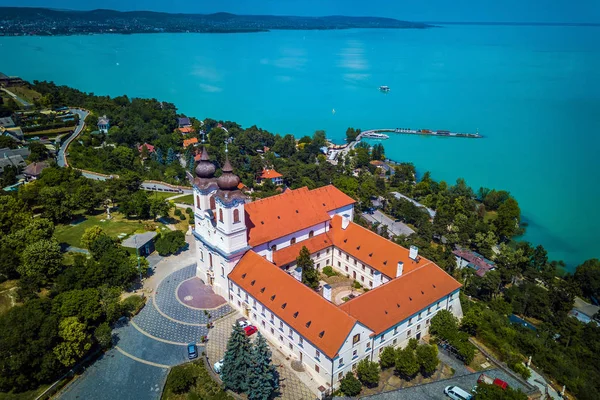 Tihany Węgry Aerial Panoramę Tihany Słynnego Benedyktyński Klasztor Tihany Tihany — Zdjęcie stockowe