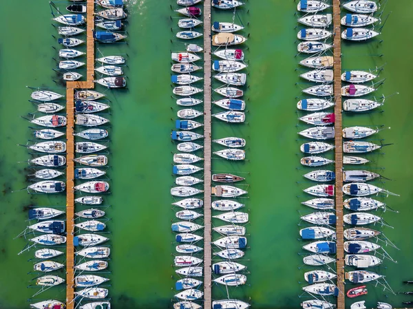 Balatonfuzfo Magyarország Vitorláskikötő Balatonfuzfo Balaton Fölött Naplemente — Stock Fotó