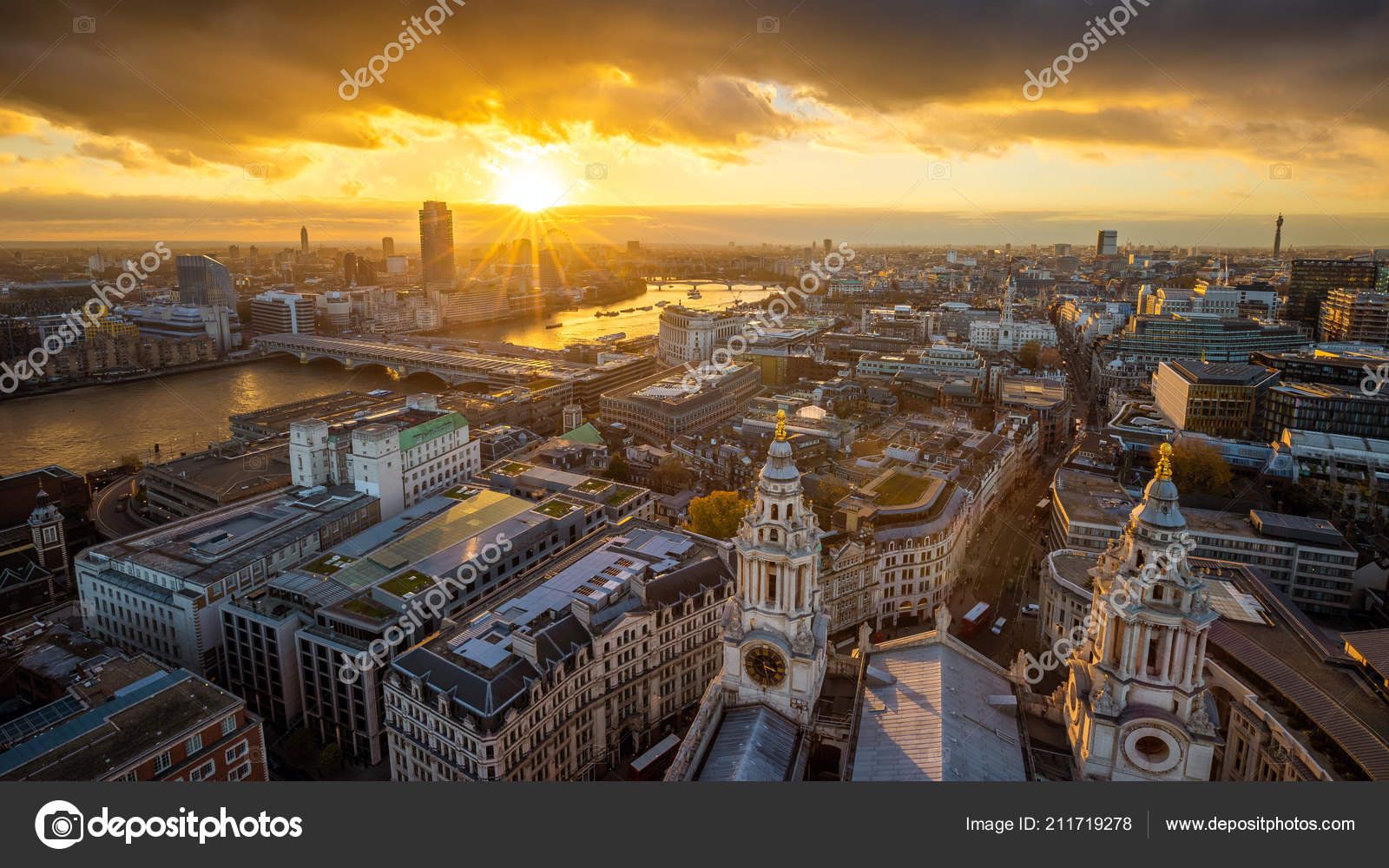 Londres Inglaterra Vista Panorâmica Aérea Londres Tirada Topo Catedral São  — Foto © zoltangabor #211719278, image size:1600x1000