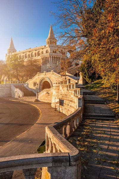 Budapest Hungary Sunrise Entrance Fisherman Bastion Halaszbastya Autumn Foliage Sunshine — стоковое фото