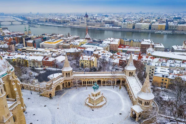 Budapest Hungary Aerial View Snowy Fisherman Bastion Halaszbastya Buda District — Stock Photo, Image