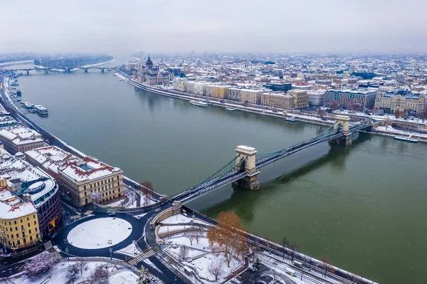Budapest Hungary Aerial Skyline View Budapest Winter Time Snowy Clark — Stock Photo, Image