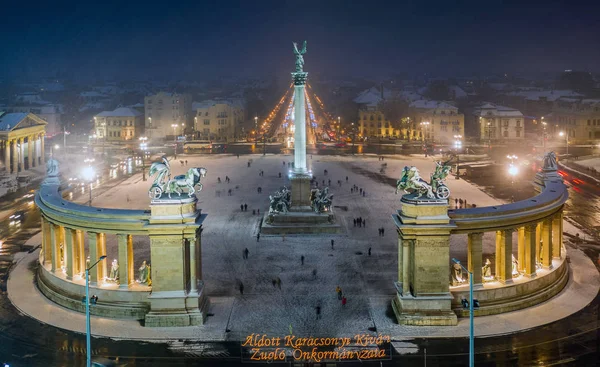 Budapest Hungary Aerial View Angel Sculpture Heroes Square Hosok Tere — стоковое фото