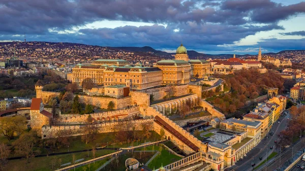 Budapest Ungarisch Luftaufnahme Der Burg Buda Königlicher Palast Bei Sonnenaufgang — Stockfoto