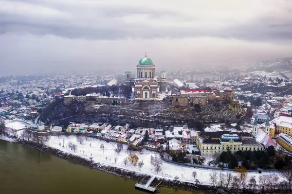 Esztergom Hungria Vista Aérea Horizonte Esztergom Com Bela Basílica Neve — Fotografia de Stock