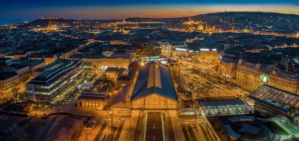 Budapest Ungarn Anblick Der Skyline Von Budapest Der Abenddämmerung Mit — Stockfoto