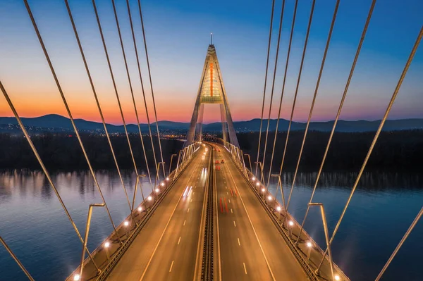 Budapest Ungarn Luftaufnahme Der Wunderschönen Schrägseilbrücke Megyeri Über Die Donau — Stockfoto