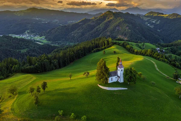 Skofja Loka Slovenia Aerial Panoramic View Beautiful Hilltop Church Sveti — Stock Photo, Image