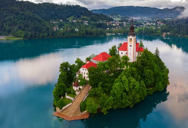 Bled Eslovenia Hermosa Mañana Lago Bled Blejsko Jezero Con Iglesia — Foto de Stock