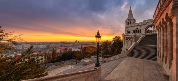 Budapest Hungría Escalones Principales Del Mundialmente Famoso Bastión Los Pescadores — Foto de Stock