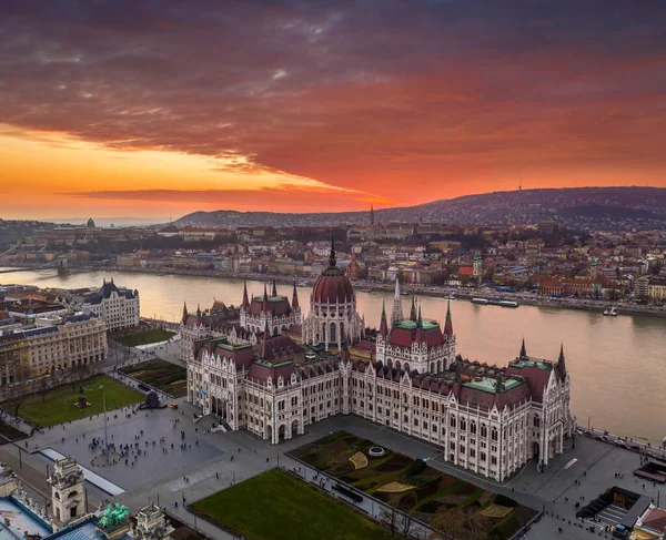 Будапешт Венгрия Воздушный Вид Здание Венгерского Парламента Зимний Полдень Эффектным — стоковое фото