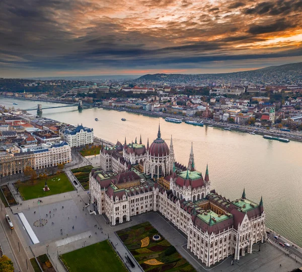 Budapeste Hungria Vista Panorâmica Aérea Edifício Parlamento Húngaro Uma Tarde — Fotografia de Stock