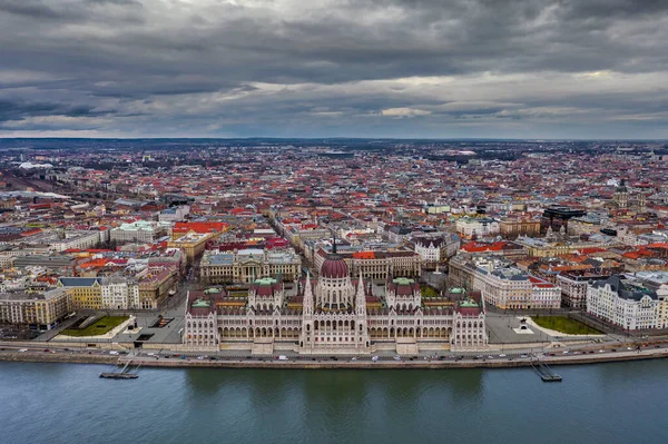 Budapest Hongarije Panoramisch Uitzicht Vanuit Lucht Het Prachtige Hongaarse Parlementsgebouw — Stockfoto